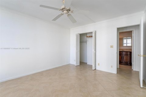Copropriété à vendre à Fort Lauderdale, Floride: 2 chambres, 111.48 m2 № 1952619 - photo 15