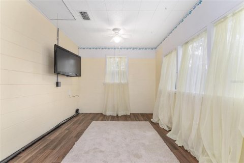 House in Chiefland, Florida 5 bedrooms, 225.47 sq.m. № 1787999 - photo 11