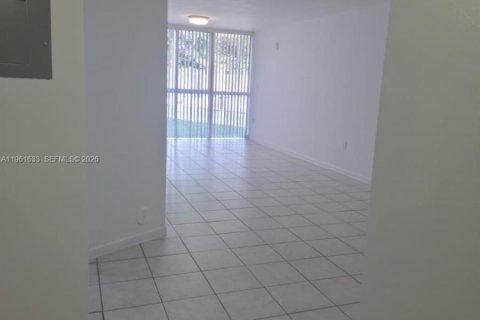 Купить кондоминиум в Хайалиа, Флорида 2 спальни, 89.19м2, № 2023749 - фото 9