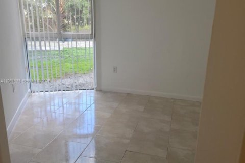 Купить кондоминиум в Хайалиа, Флорида 2 спальни, 89.19м2, № 2023749 - фото 18