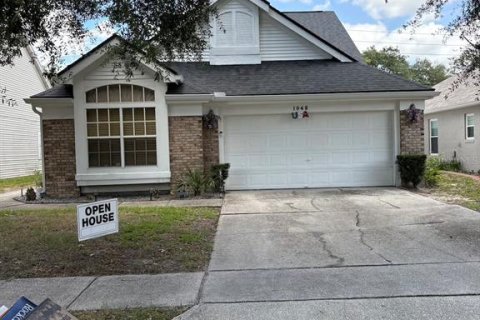 Villa ou maison à Apopka, Floride 3 chambres, 146.41 m2 № 2148149