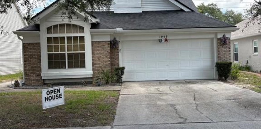 Villa ou maison à Apopka, Floride 3 chambres, 146.41 m2 № 2148149