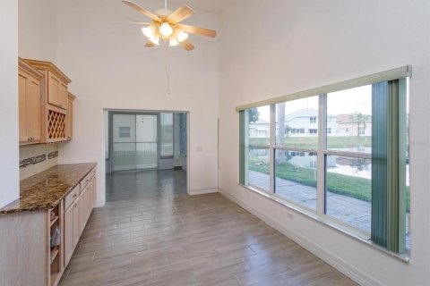 House in Clermont, Florida 2 bedrooms, 133.31 sq.m. № 2393780 - photo 24