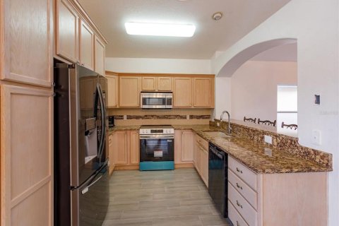 House in Clermont, Florida 2 bedrooms, 133.31 sq.m. № 2393780 - photo 22