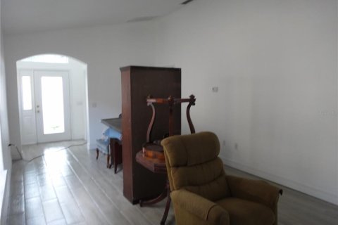 House in Clermont, Florida 2 bedrooms, 133.31 sq.m. № 2393780 - photo 18