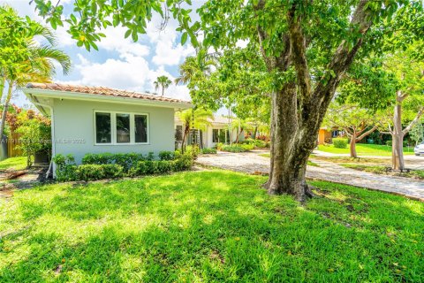 Купить виллу или дом в Майами, Флорида 5 спален, 317.91м2, № 1972613 - фото 5