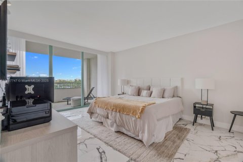 Copropriété à vendre à Miami, Floride: 2 chambres, 143.07 m2 № 1923028 - photo 11