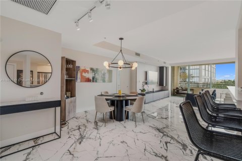 Copropriété à vendre à Miami, Floride: 2 chambres, 143.07 m2 № 1923028 - photo 8