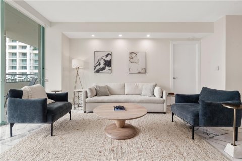 Copropriété à vendre à Miami, Floride: 2 chambres, 143.07 m2 № 1923028 - photo 2