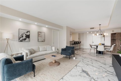 Copropriété à vendre à Miami, Floride: 2 chambres, 143.07 m2 № 1923028 - photo 3