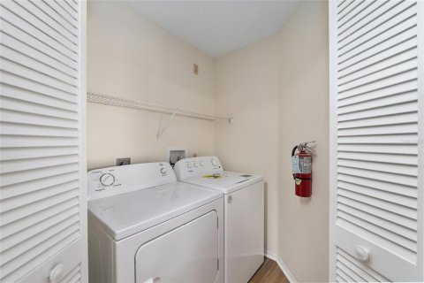 Condominio en venta en Gainesville, Florida, 1 dormitorio, 55.74 m2 № 2239684 - foto 17