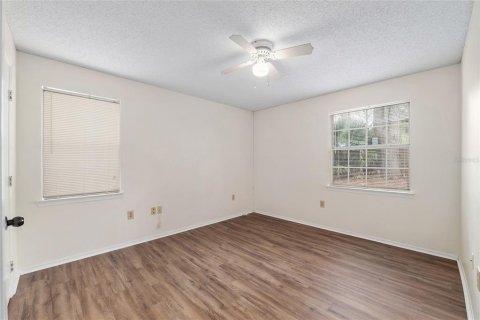 Condominio en venta en Gainesville, Florida, 1 dormitorio, 55.74 m2 № 2239684 - foto 18