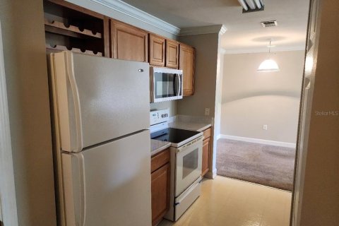 Condo in Tampa, Florida, 2 bedrooms  № 1913882 - photo 9