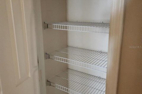Condominio en alquiler en Tampa, Florida, 2 dormitorios, 105.26 m2 № 1913882 - foto 13
