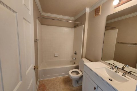 Condo in Tampa, Florida, 2 bedrooms  № 1913882 - photo 24