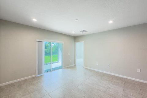 Villa ou maison à vendre à Port Charlotte, Floride: 3 chambres, 138.98 m2 № 2315097 - photo 28