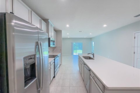 Villa ou maison à vendre à Port Charlotte, Floride: 3 chambres, 138.98 m2 № 2315097 - photo 13