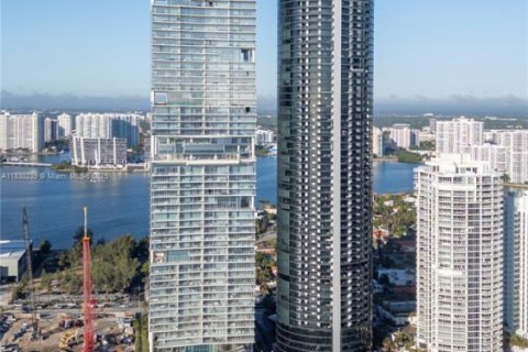 Купить кондоминиум в Санни-Айлс-Бич, Флорида 4 спальни, 330.27м2, № 2019093 - фото 17