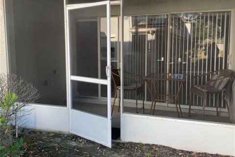 Touwnhouse à louer à Orlando, Floride: 2 chambres, 111.67 m2 № 2095567 - photo 3