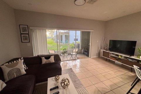 Touwnhouse à louer à Orlando, Floride: 2 chambres, 111.67 m2 № 2095567 - photo 12