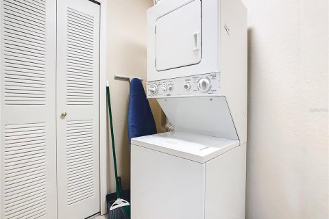 Купить таунхаус в Киссимми, Флорида 6 комнат, 133.78м2, № 1751352 - фото 27