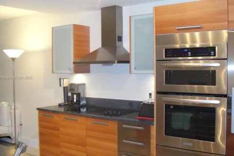 Condominio en venta en Aventura, Florida, 72.37 m2 № 1818112 - foto 9