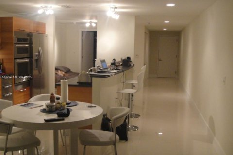 Condominio en venta en Aventura, Florida, 72.37 m2 № 1818112 - foto 12