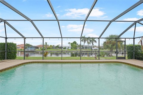 House in Punta Gorda, Florida 2 bedrooms, 144.09 sq.m. № 1899398 - photo 29