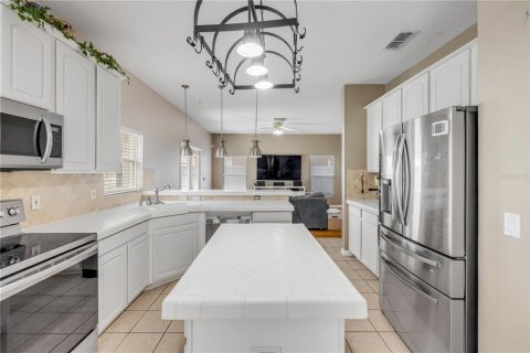 Villa ou maison à vendre à Orlando, Floride: 4 chambres, 210.89 m2 № 1818839 - photo 10