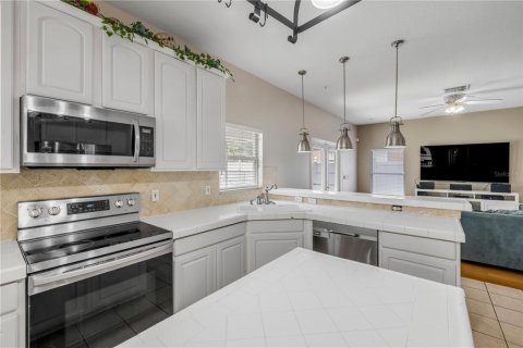 Villa ou maison à vendre à Orlando, Floride: 4 chambres, 210.89 m2 № 1818839 - photo 11