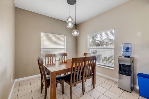 Villa ou maison à vendre à Orlando, Floride: 4 chambres, 210.89 m2 № 1818839 - photo 12