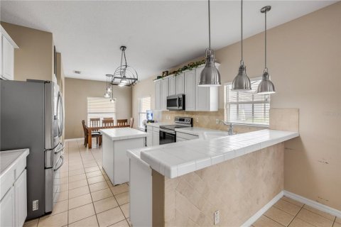 Villa ou maison à vendre à Orlando, Floride: 4 chambres, 210.89 m2 № 1818839 - photo 5