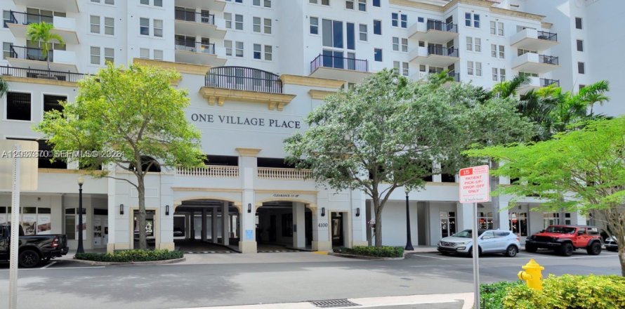 Condominio en Coral Gables, Florida, 3 dormitorios  № 2085709