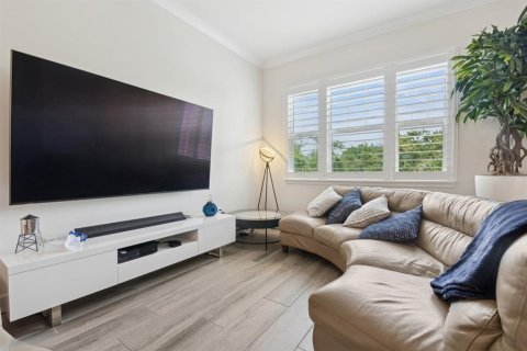 Townhouse in Winter Garden, Florida 3 bedrooms, 188.59 sq.m. № 1789655 - photo 15