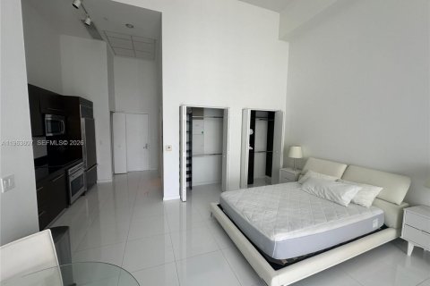 Condo in Miami, Florida  № 2026728 - photo 3