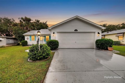 Villa ou maison à Lady Lake, Floride 2 chambres, 106.28 m2 № 2408128