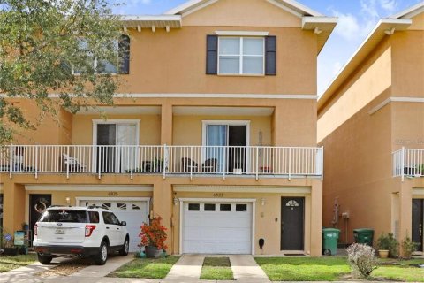 Townhouse in Tampa, Florida 3 bedrooms, 188.5 sq.m. № 1733988 - photo 1