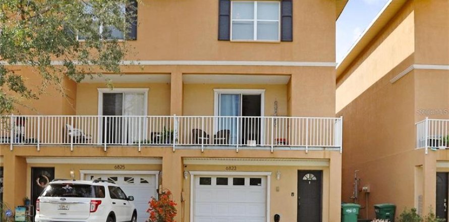 Townhouse in Tampa, Florida 3 bedrooms, 188.5 sq.m. № 1733988