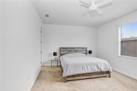 Townhouse in Tampa, Florida 3 bedrooms, 188.5 sq.m. № 1733988 - photo 19