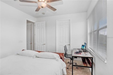 Townhouse in Tampa, Florida 3 bedrooms, 188.5 sq.m. № 1733988 - photo 18