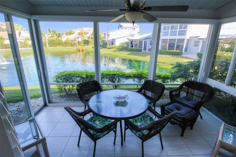 Copropriété à louer à Sarasota, Floride: 2 chambres, 104.98 m2 № 2125912 - photo 25