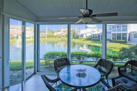 Copropriété à louer à Sarasota, Floride: 2 chambres, 104.98 m2 № 2125912 - photo 24