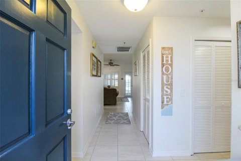 Copropriété à louer à Sarasota, Floride: 2 chambres, 104.98 m2 № 2125912 - photo 5