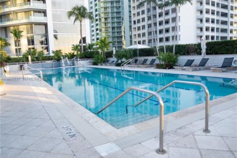 Снять в аренду кондоминиум в Майами, Флорида 1 спальня, 77.02м2, № 2058610 - фото 16