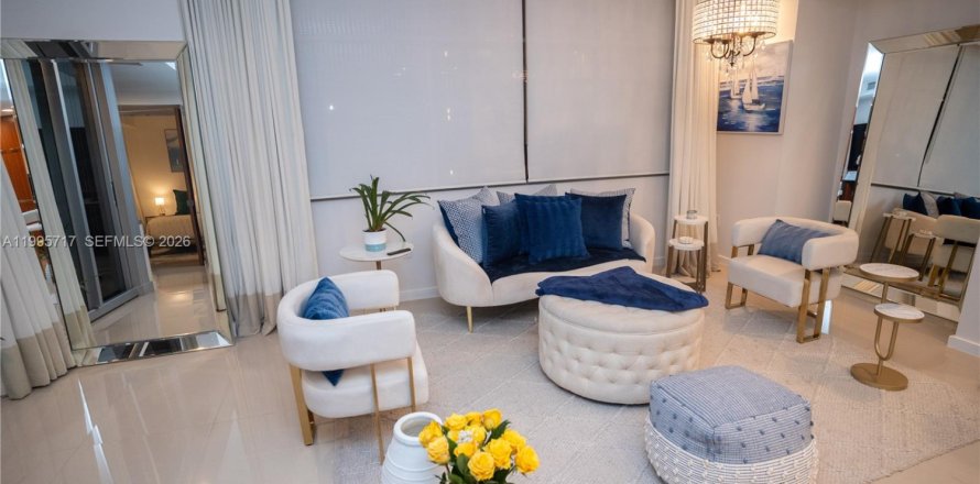 Кондоминиум с 1 спальней в Майами, Флорида № 2058610