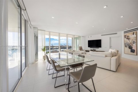 Copropriété à vendre à Miami Beach, Floride: 2 chambres, 168.62 m2 № 1968720 - photo 3