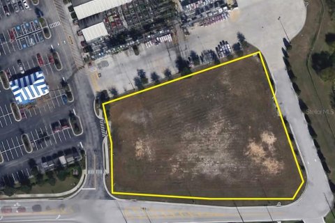 Propiedad comercial en alquiler en Sebring, Florida № 1396555 - foto 4