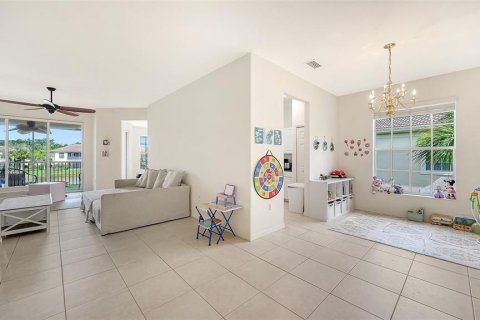 Condominio en venta en Sarasota, Florida, 3 dormitorios, 189.99 m2 № 2229668 - foto 4