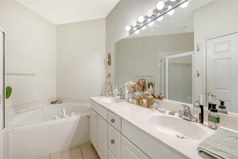 Condominio en venta en Sarasota, Florida, 3 dormitorios, 189.99 m2 № 2229668 - foto 28