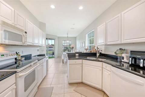 Condominio en venta en Sarasota, Florida, 3 dormitorios, 189.99 m2 № 2229668 - foto 19